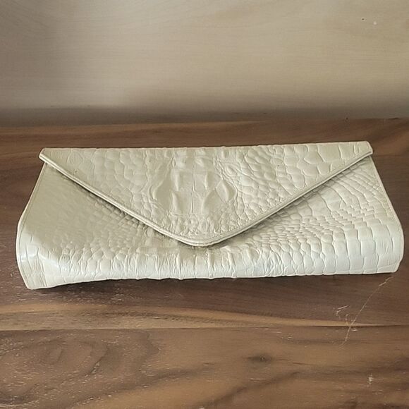 NEW JJ Winters Hilary Duff Kristen Cavallari Clutch Beige Cream Croc Leather - Picture 9 of 16